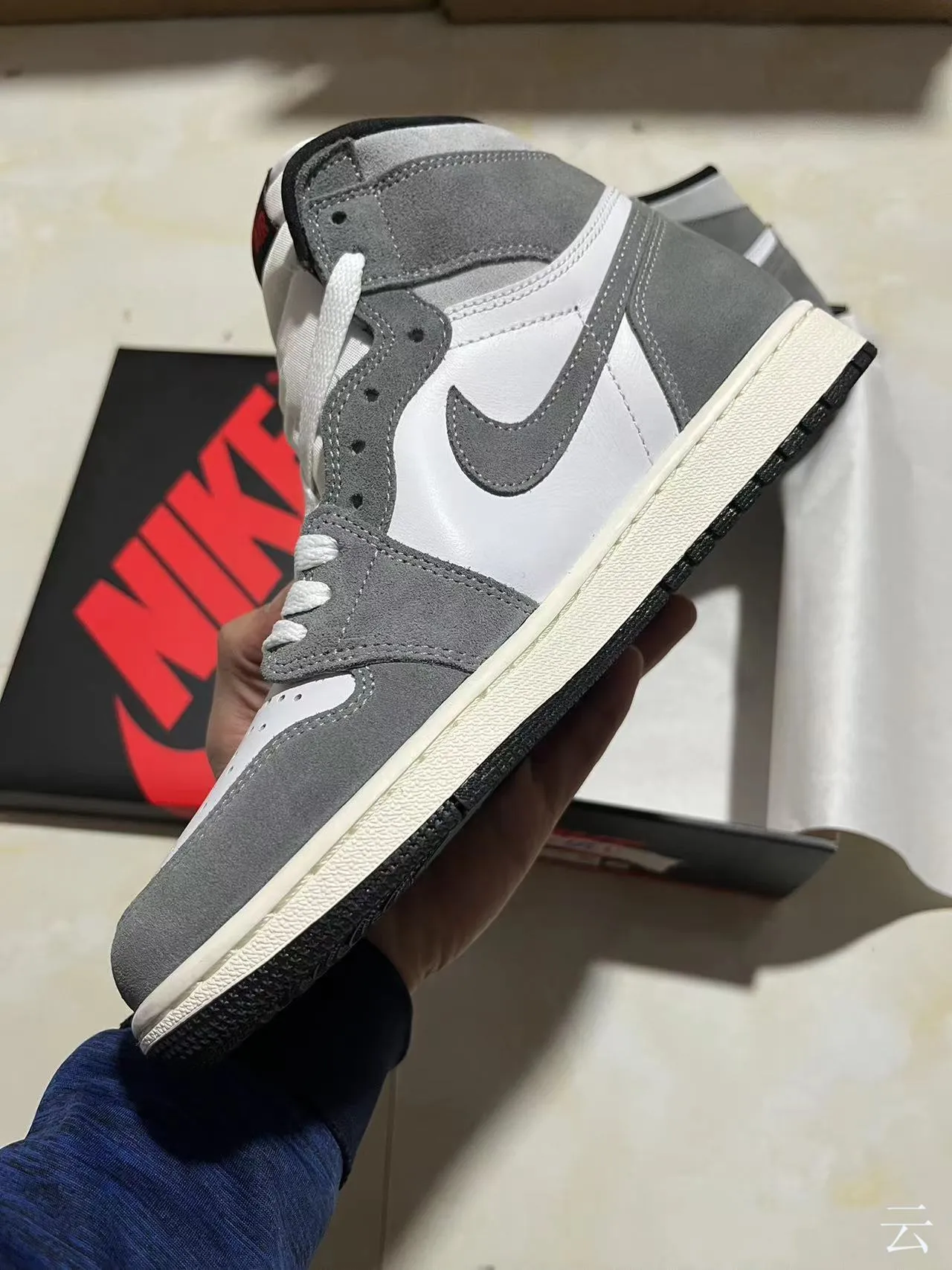 Air Jordan White Gray High-Top Suede-and-Leather Panelled Basketball Shoes 4