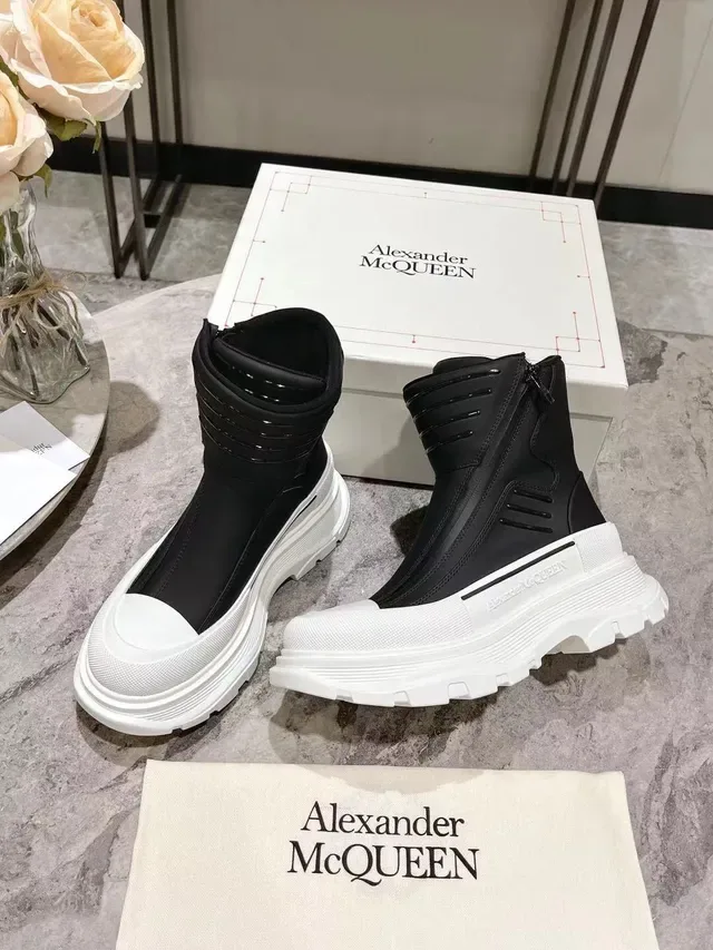 Alexander McQueen Black White Chunky Platform Sole Ribbed Elastic Collar Ankle Boots 6