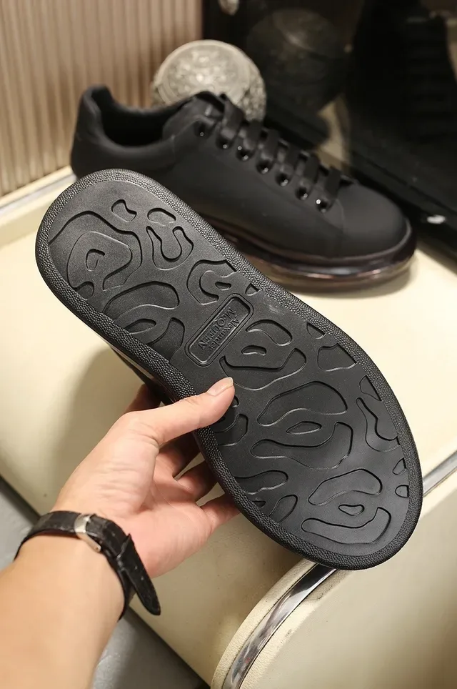 Alexander McQueen ওভারসাইজ্ড স্নিকার কালো লাইফস্টাইল স্নিকার 5