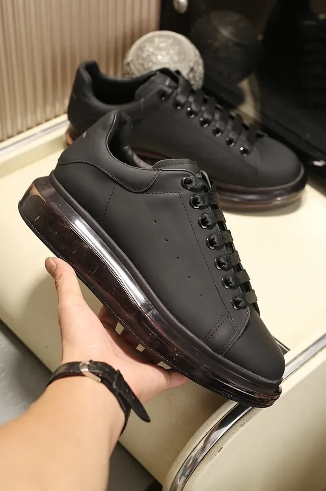 Alexander McQueen ওভারসাইজ্ড স্নিকার কালো লাইফস্টাইল স্নিকার 6