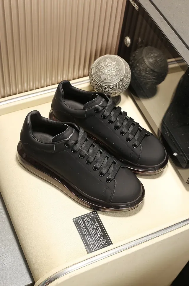 Alexander McQueen ওভারসাইজ্ড স্নিকার কালো লাইফস্টাইল স্নিকার 7