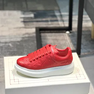 Alexander McQueen बड़ा स्नीकर लाल उभरा हुआ प्लेटफॉर्म लाइफस्टाइल स्नीकर