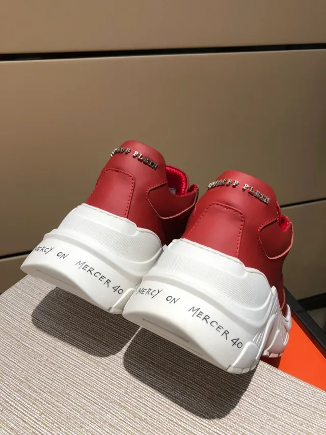 Alexander McQueen Oversized Sneaker Red Skull Chunky Sneakers 4