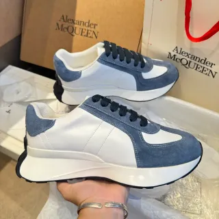 Alexander McQueen Oversized Sneaker White and Blue-Gray Lifestyle Sneakers