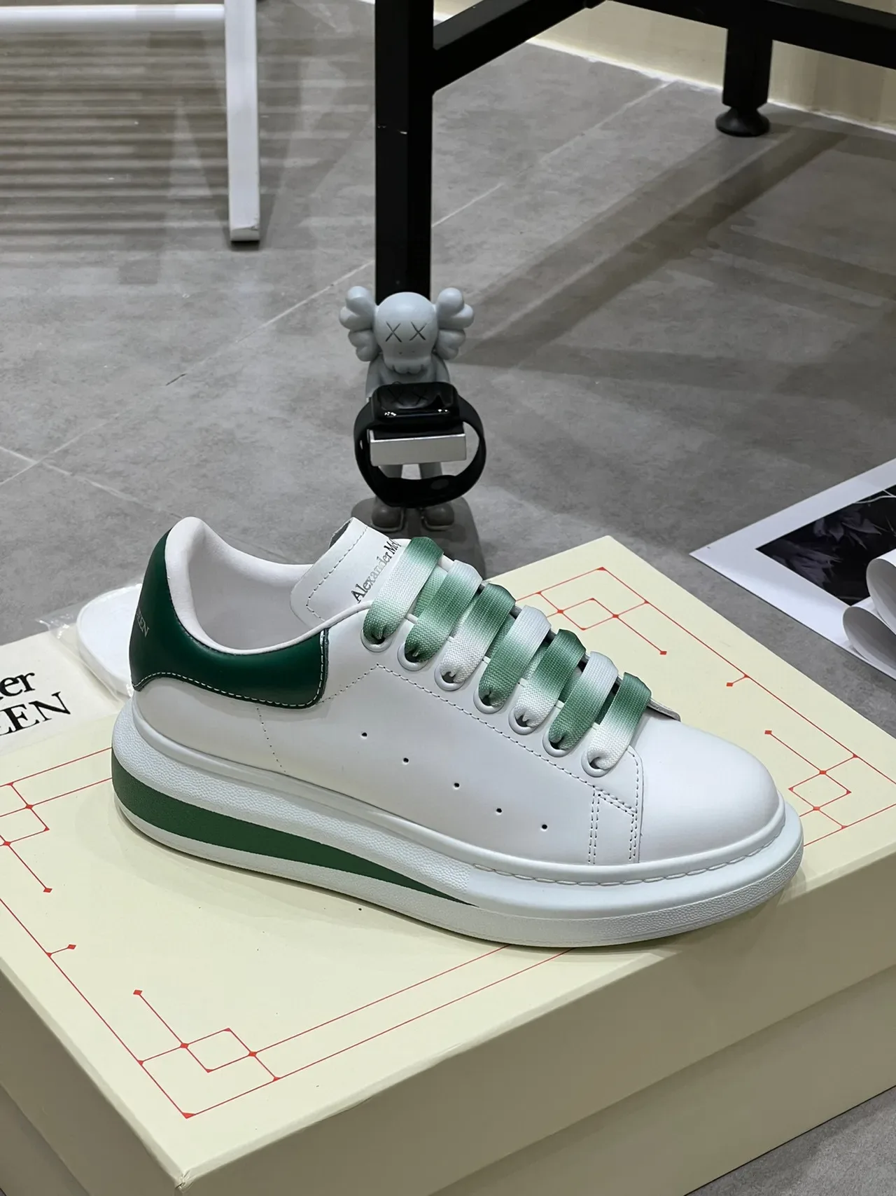 Alexander McQueen Oversized Sneaker White Green Gradient Lace Lifestyle Sneakers 3