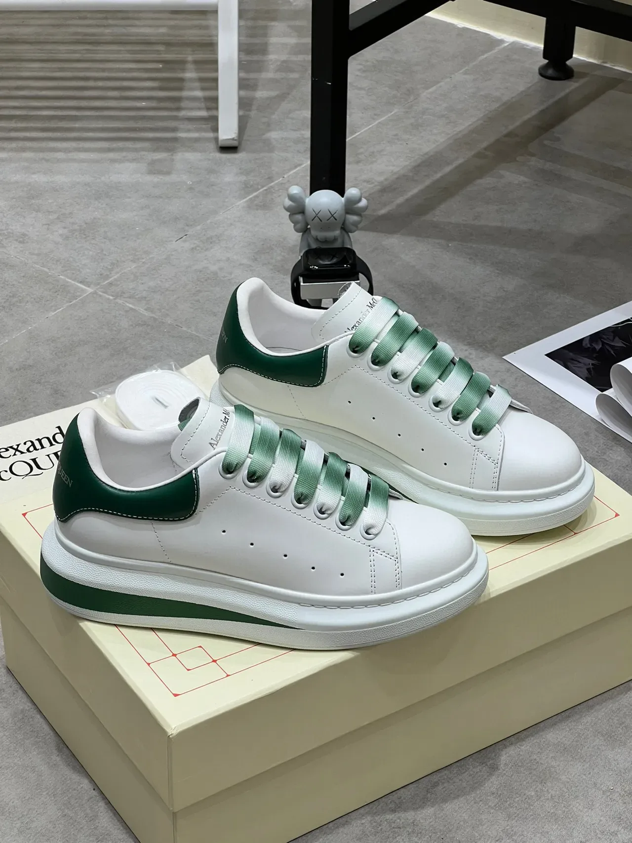 Alexander McQueen Oversized Sneaker White Green Gradient Lace Lifestyle Sneakers 6