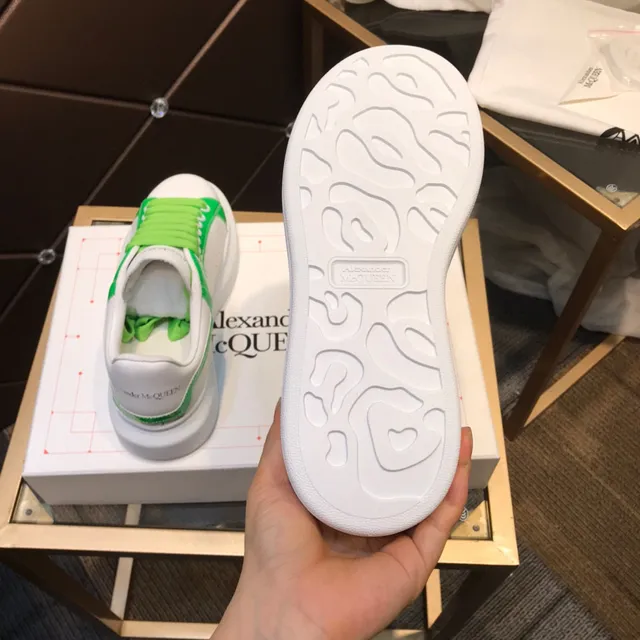 Alexander McQueen Oversized Sneaker White Green Sole Contrast Side Panel Lifestyle Sneakers 4