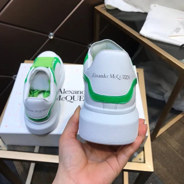 Alexander McQueen Oversized Sneaker White Green Sole Contrast Side Panel Lifestyle Sneakers 6