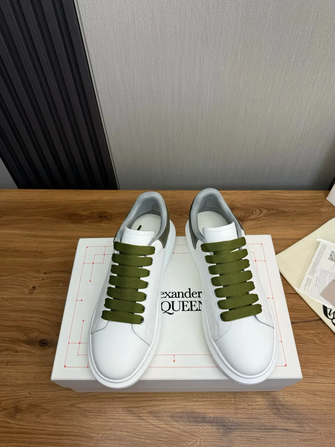 Alexander McQueen Oversized Sneaker White Olive Skull Heel Lifestyle Sneakers 3