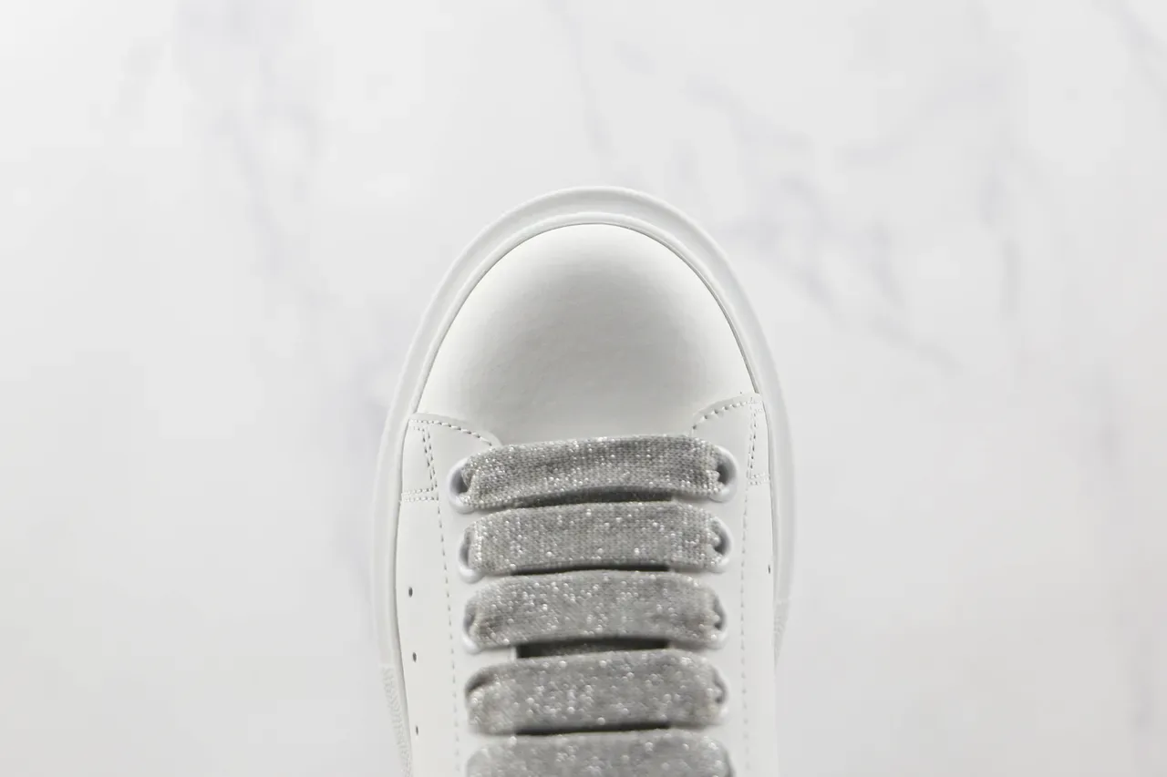 Alexander McQueen ওভারসাইজ্ড সাদা রূপালী প্ল্যাটফর্ম সোল লেদার আপার লাইফস্টাইল স্নিকার্স 6