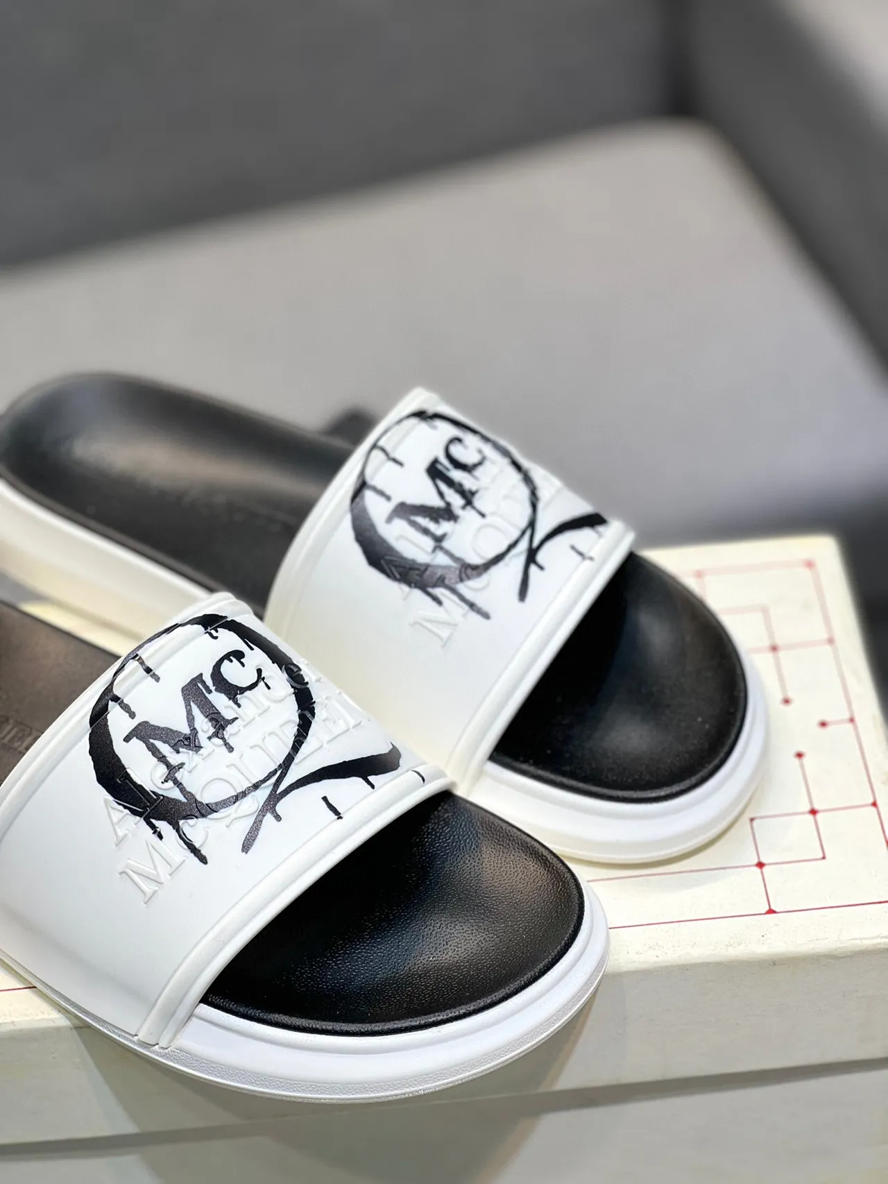 Alexander McQueen Slide White and Black Platform Slippers 9