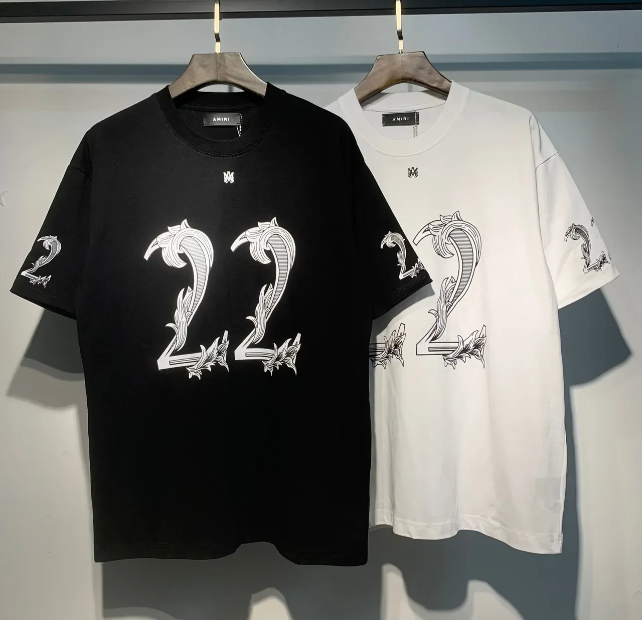 Amiri Black White Ornate Baroque-Style Numeral Print Contrast-Color Graphic T-Shirt 1