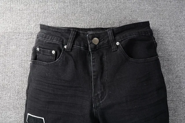Amiri Graphic Embroidered Black Slim-Fit Jeans 15