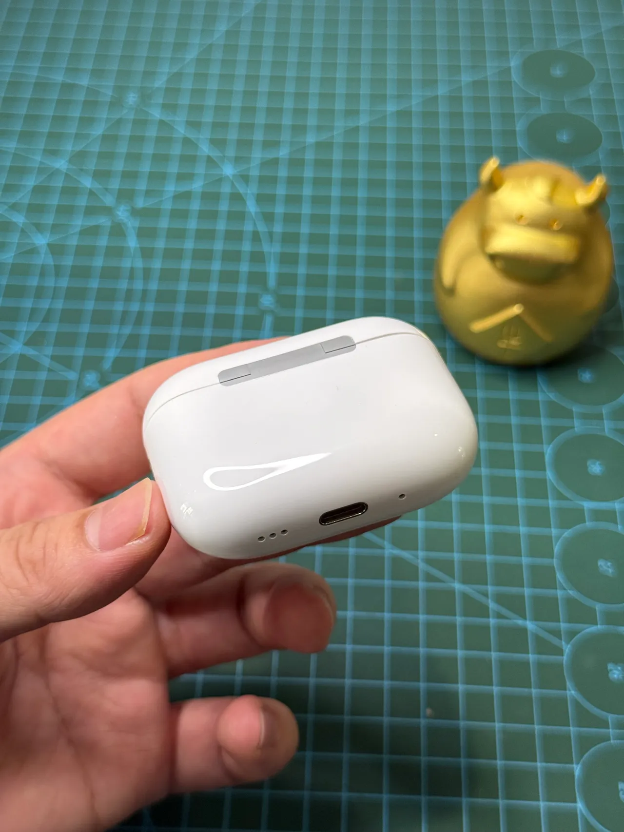Apple AirPods Pro 2 White Stem-Style Matte Finish TWS Earbuds 6