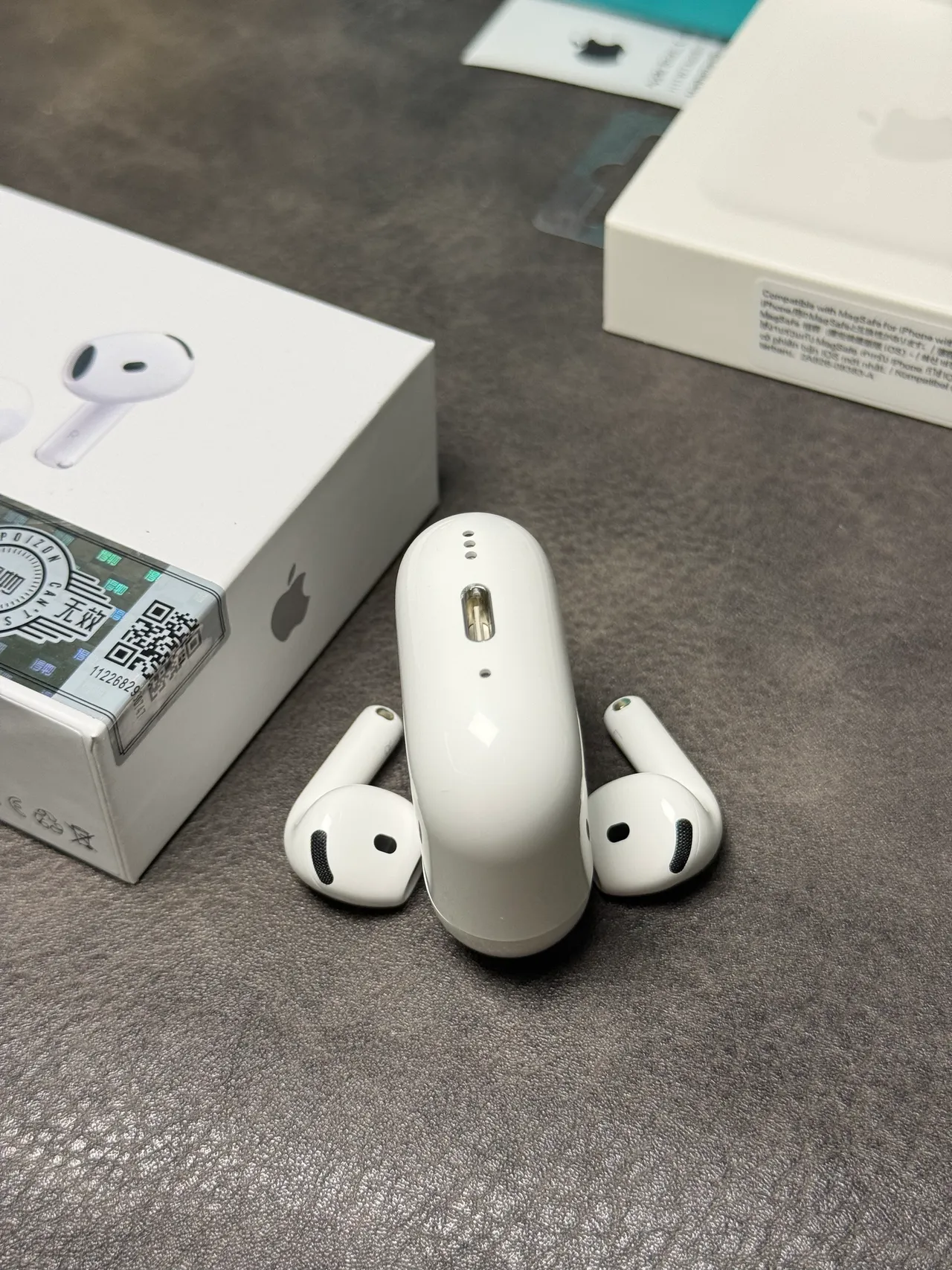 Apple White Stem-Style Matte Finish TWS Earbuds 7