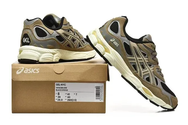 ASICS Beige Gray Layered Synthetic Cage Open Mesh Ventilation Running Shoes 6
