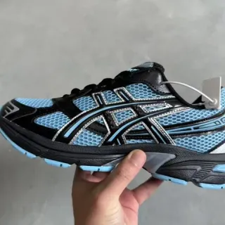 ASICS Black Blue Mesh Upper Synthetic Cage Overlay Running Shoes