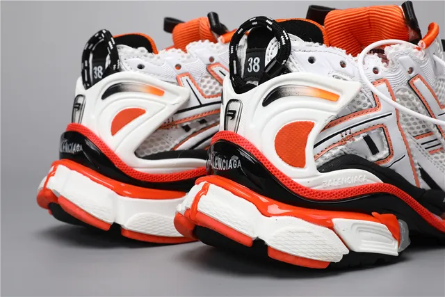 ASICS Runner أحذية الجري البيضاء البرتقالية السوداء 2