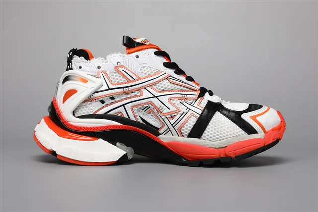 ASICS Runner أحذية الجري البيضاء البرتقالية السوداء 8