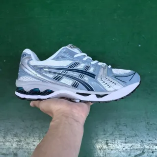 ASICS White Navy Structured Mesh-Synthetic Upper Tiger Stripe Branding Running Shoes