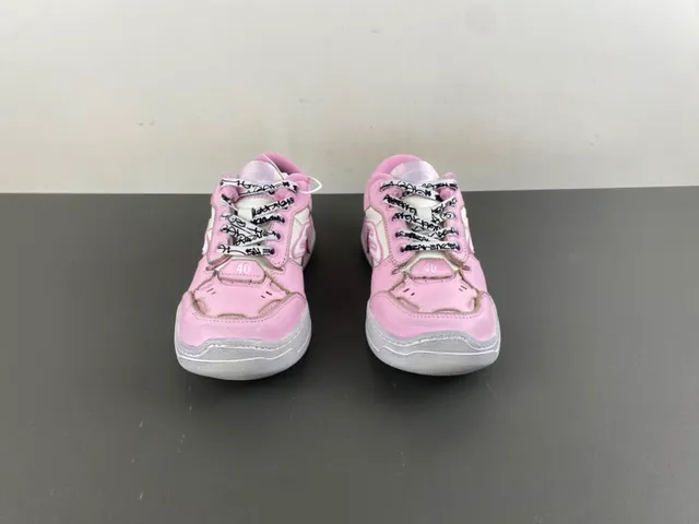 Balenciaga 2K حذاء لايف ستايل وردي وبيضاء 11