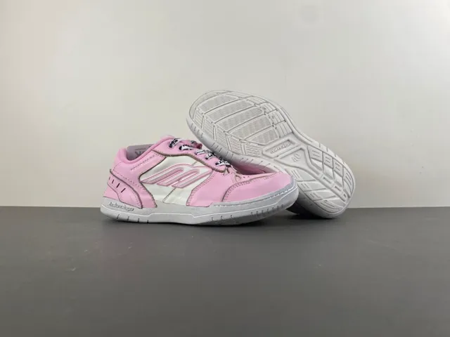 Balenciaga 2K حذاء لايف ستايل وردي وبيضاء 12