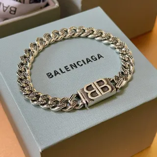 Balenciaga BB Chain Bracelet سوار معدني بلون فضي