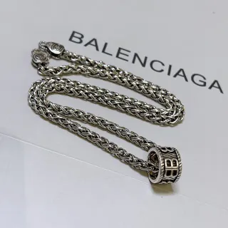 Balenciaga BB Colgante Cadena Trenzada de Trigo