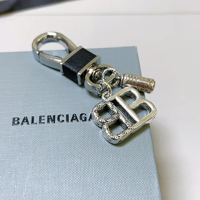 Balenciaga BB সিলভার কালো অরনেট ফিলিগ্রি ডিটেইলিং ডাবল-বি মনোগ্রাম জুয়েলরি 2