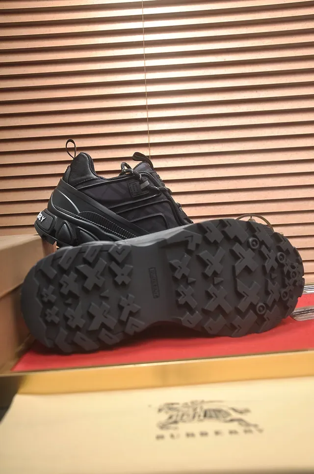 Balenciaga Zapatillas Chunky Negras Monocromáticas Esculturadas Suela Multicapa 3