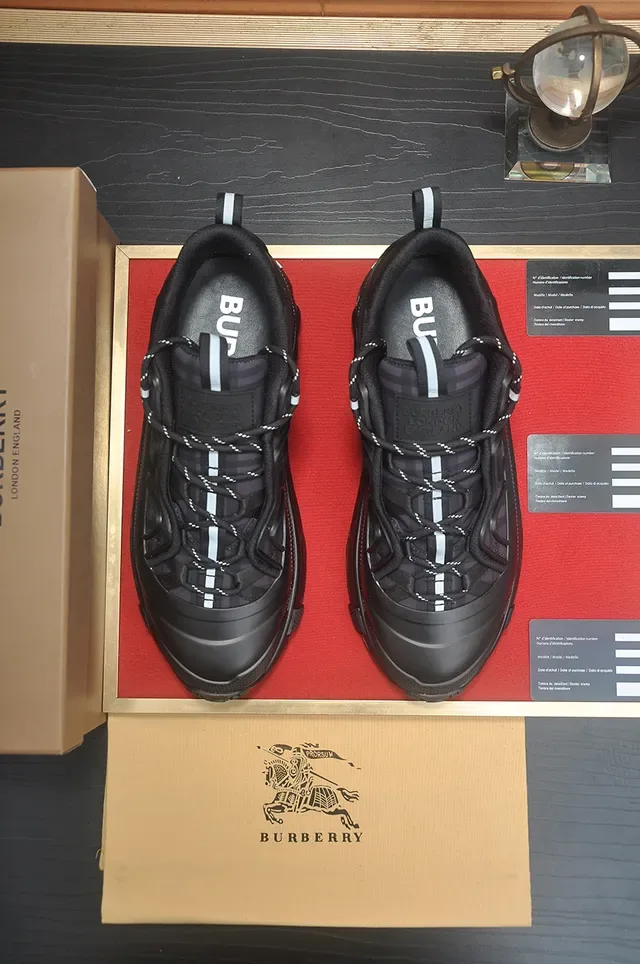 Balenciaga Zapatillas Chunky Negras Monocromáticas Esculturadas Suela Multicapa 5