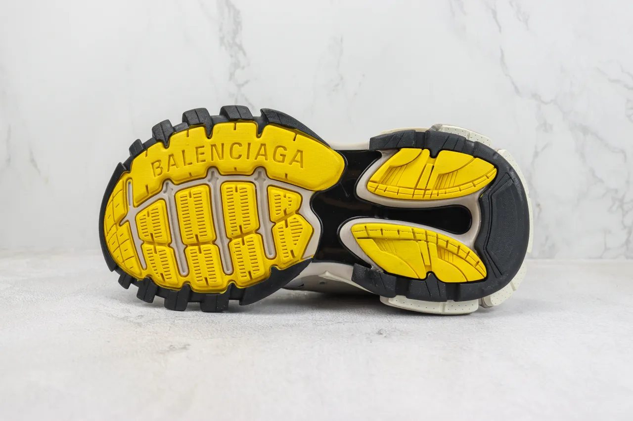 Balenciaga Defender Beige Amarillo Zapatillas Chunky 8