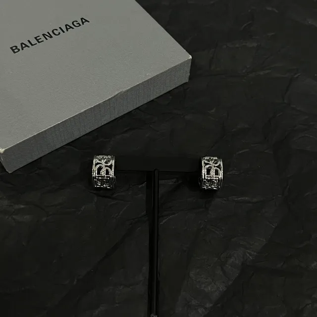 Balenciaga Geometric Logo Hoop Silver Black Motif Rectangular Earrings 6