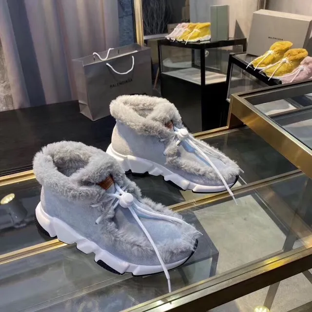 Balenciaga Bottines à la cheville avec col gris et blanc fourré de fourrure semelle épaisse sculptée 3