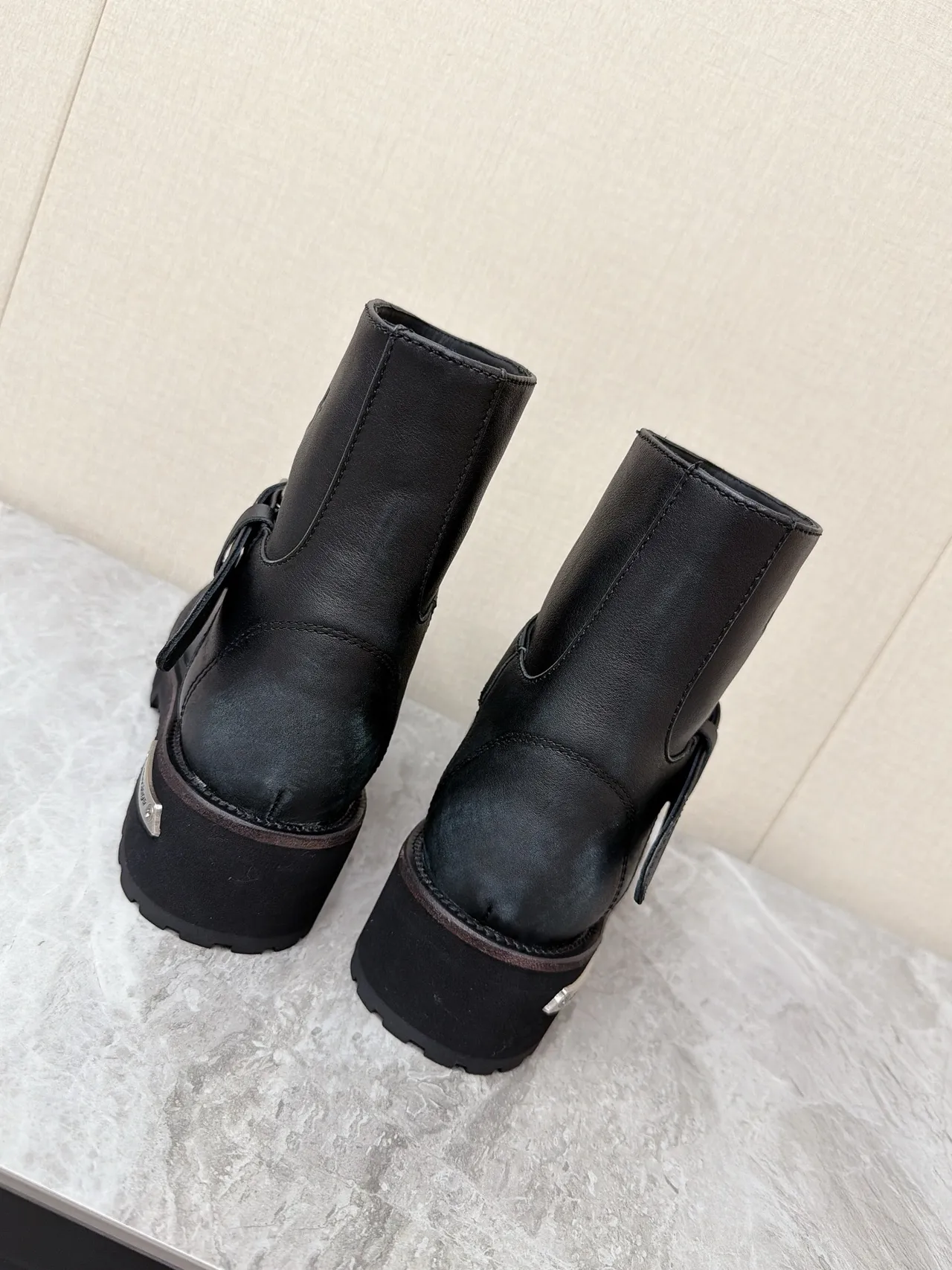 Balenciaga Le Cagole Bottines à cheville noires à boucle et sangle 3