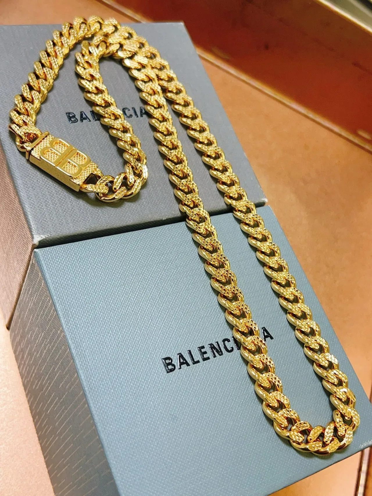 Collier Balenciaga Logo Chain Or 3