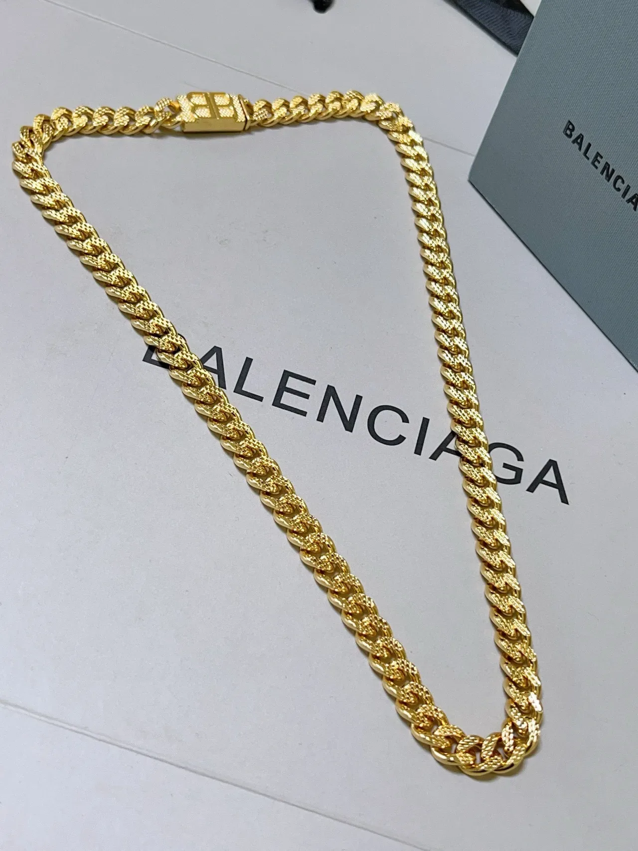 Collier Balenciaga Logo Chain Or 9