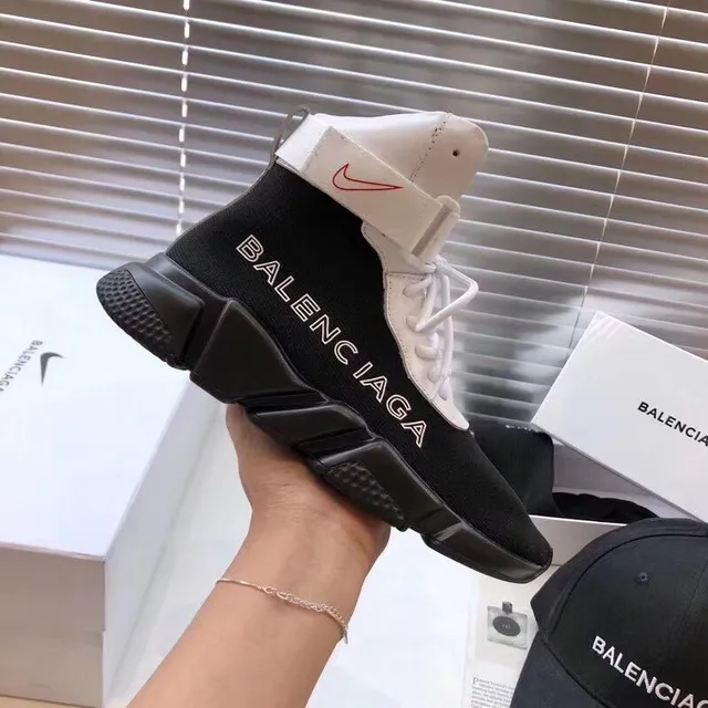 Balenciaga Runner Black and White tênis de sola grossa 4