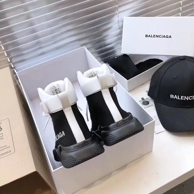 Balenciaga Runner Black and White tênis de sola grossa 5