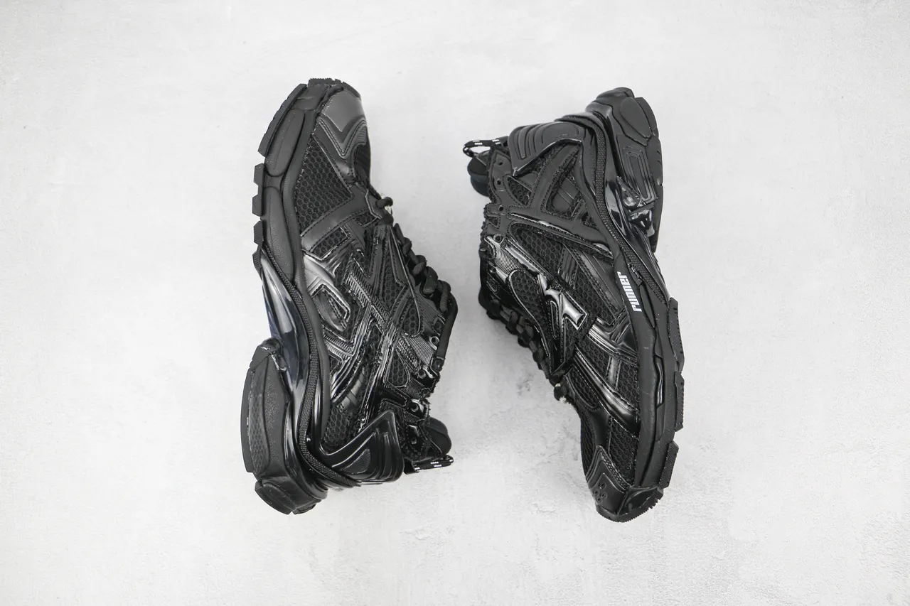 Balenciaga Runner Black Chunky Sneakers 2