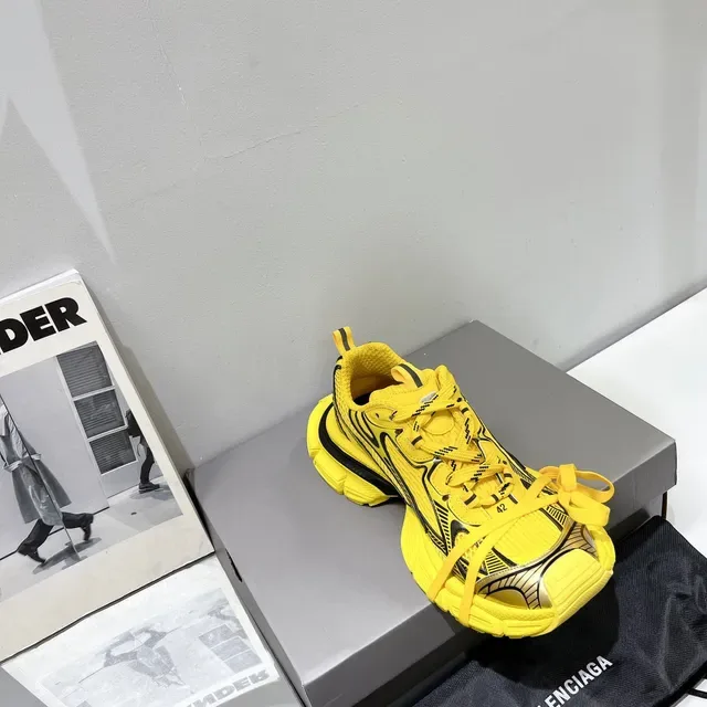 Balenciaga Runner Yellow Black Chunky Sneakers 5