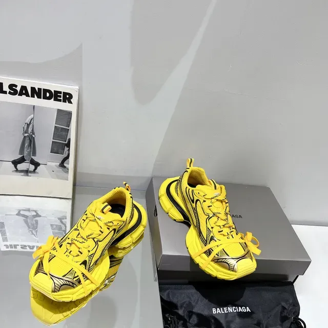 Balenciaga Runner Yellow Black Chunky Sneakers 8
