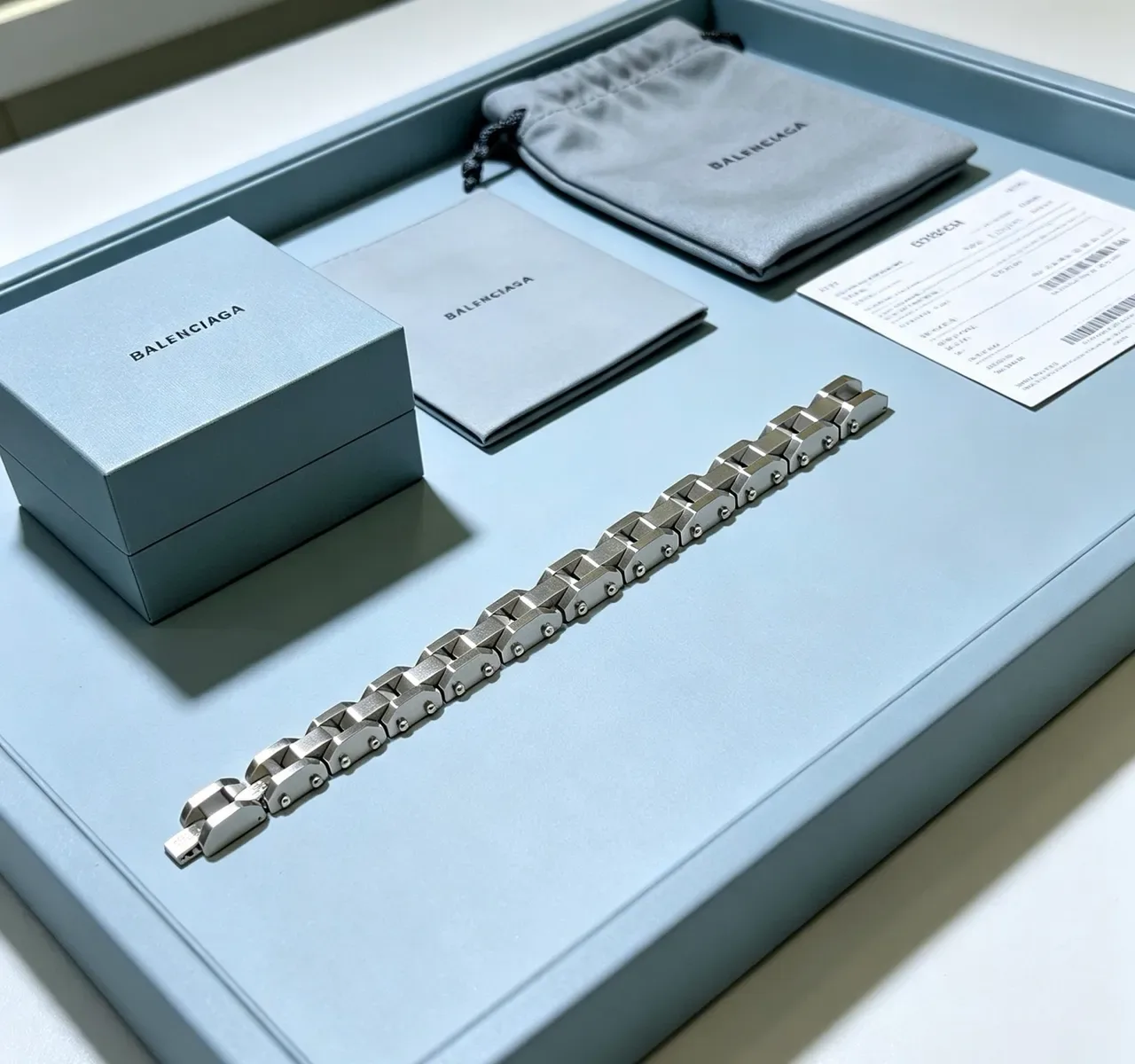 Balenciaga Bracelet Argent Gris Géométrique Maillons Facettés Construction Rivetée 2