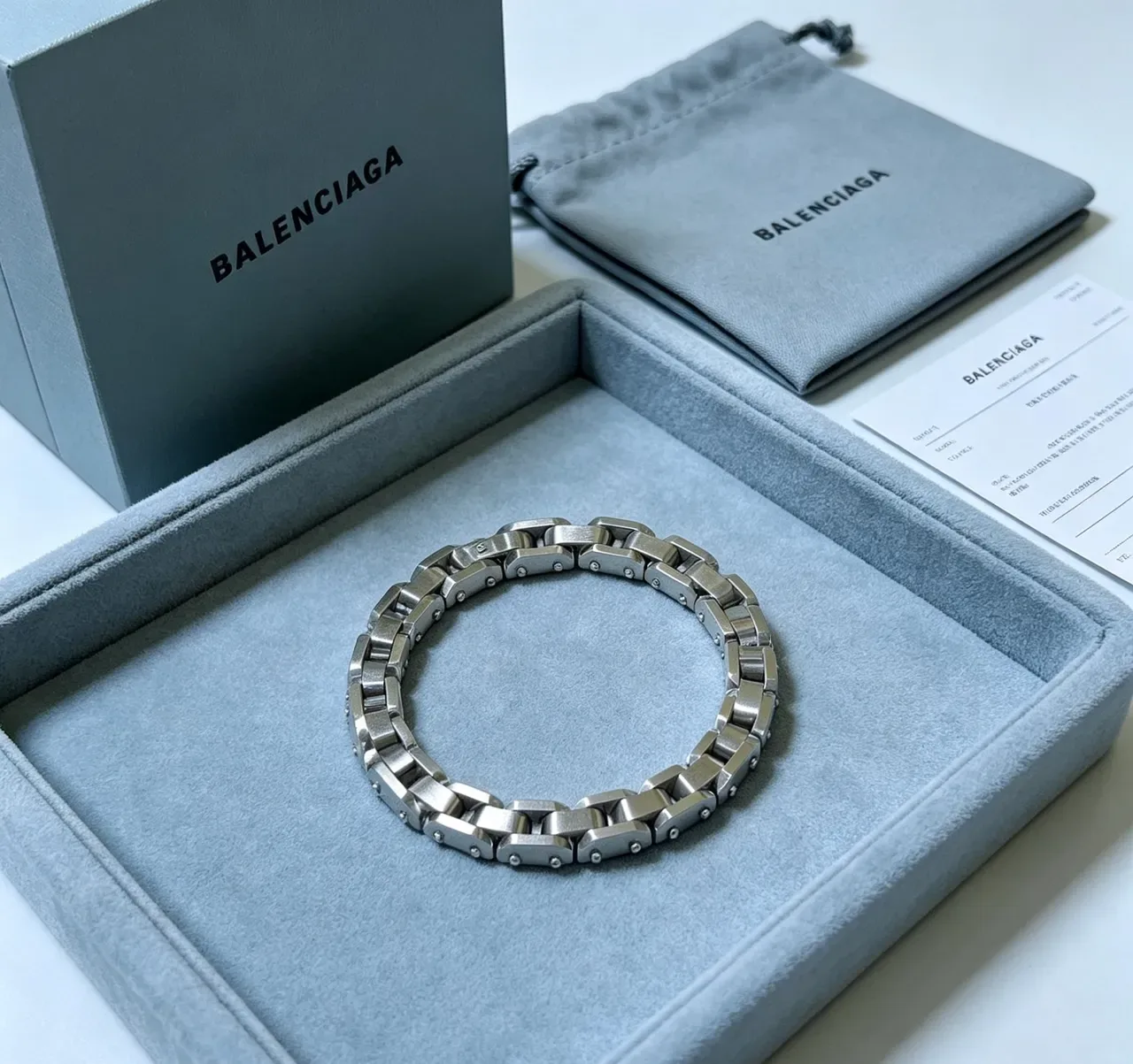 Balenciaga Bracelet Argent Gris Géométrique Maillons Facettés Construction Rivetée 9
