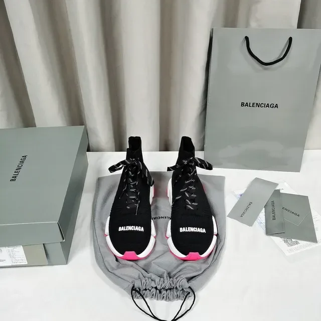 Balenciaga Speed Trainer أحذية رياضية سوداء بيضاء وردية سميكة 2
