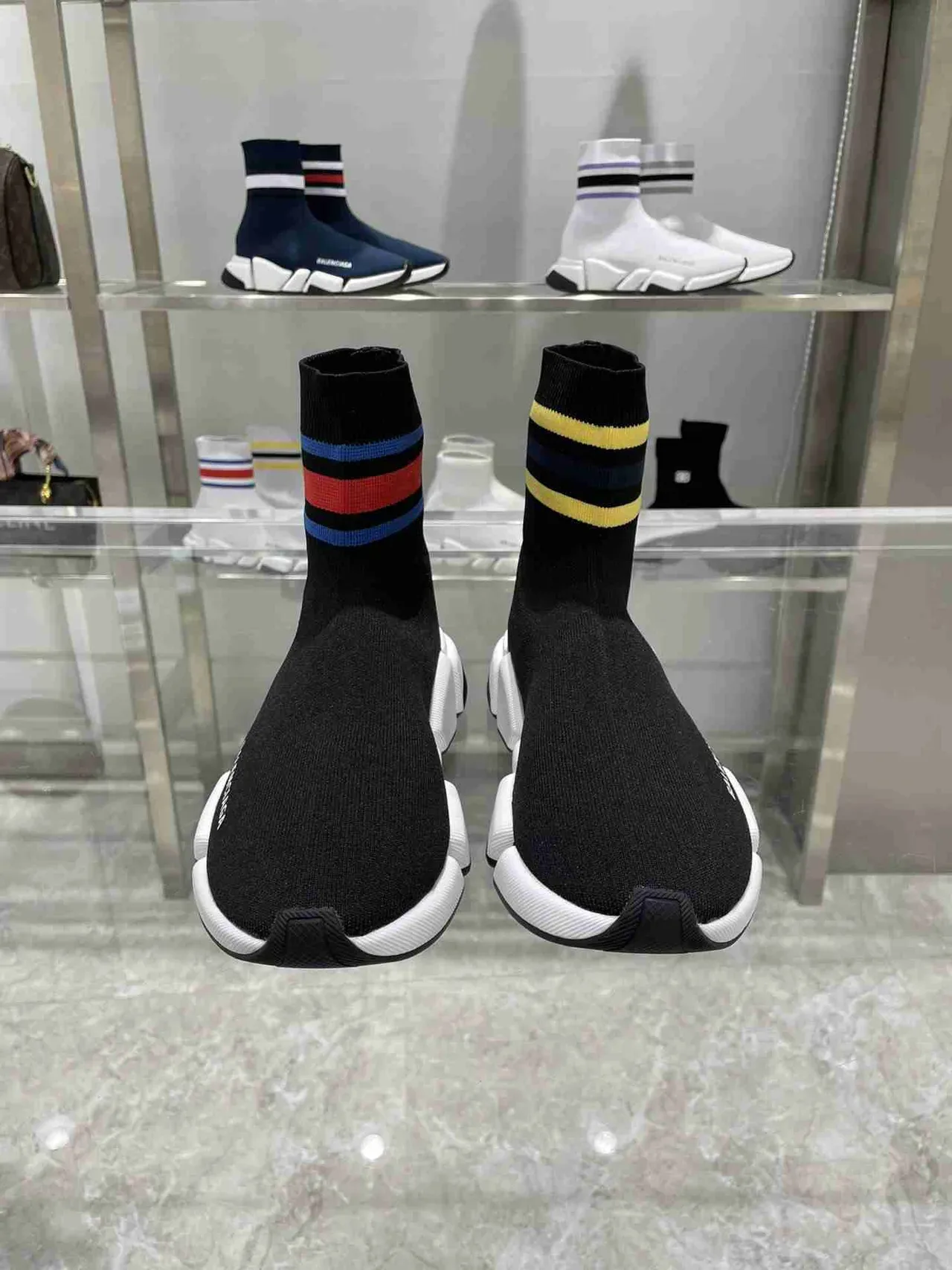Balenciaga Speed Trainer Black White baskets lifestyle en maille avec ajustement chaussette 2