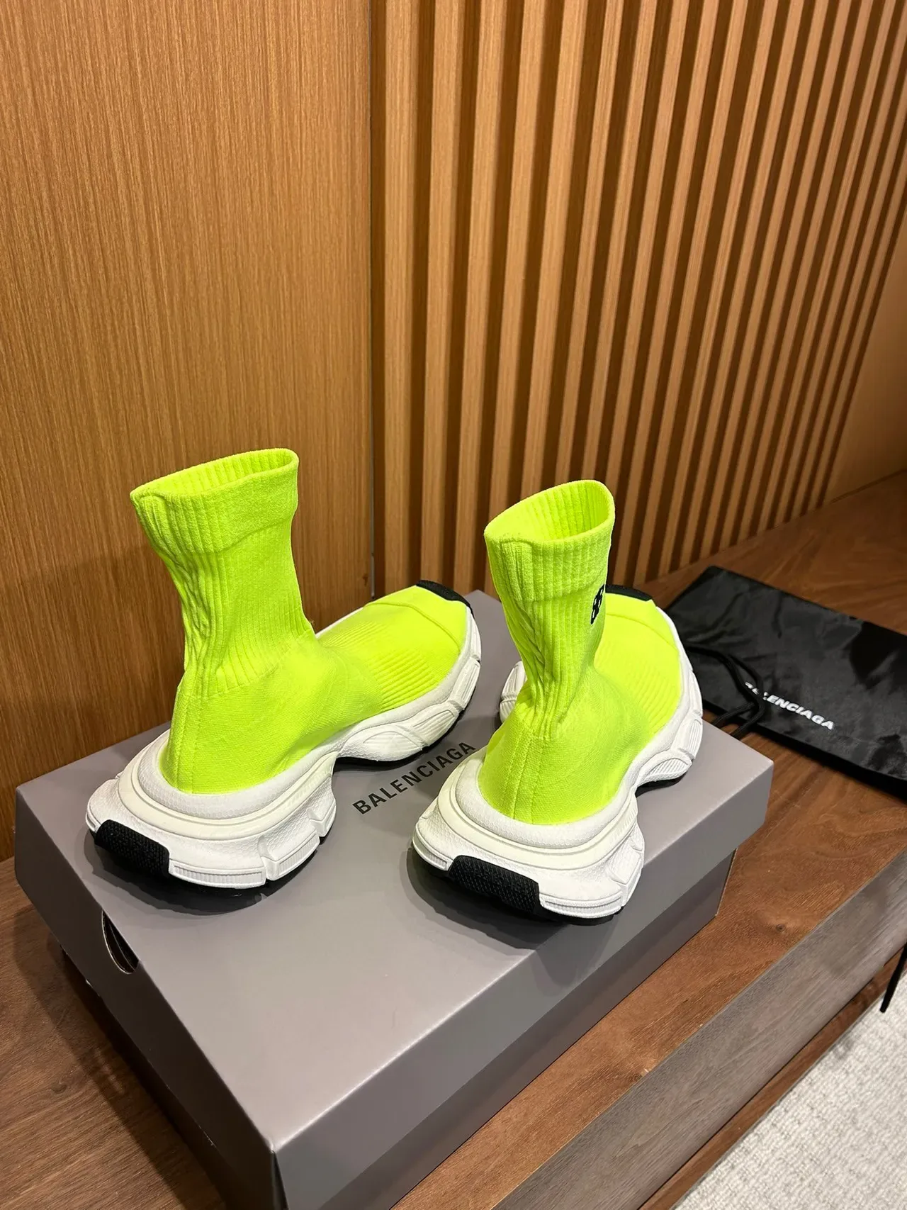 Balenciaga Speed Trainer Tênis lifestyle verde lima fluorescente com ajuste tipo meias 6