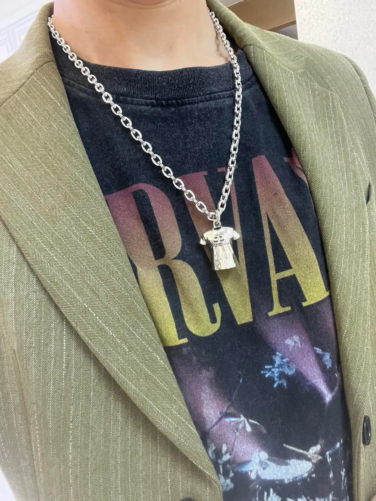 Balenciaga Camiseta Colar Corrente Grossa Pingente Prateado 8