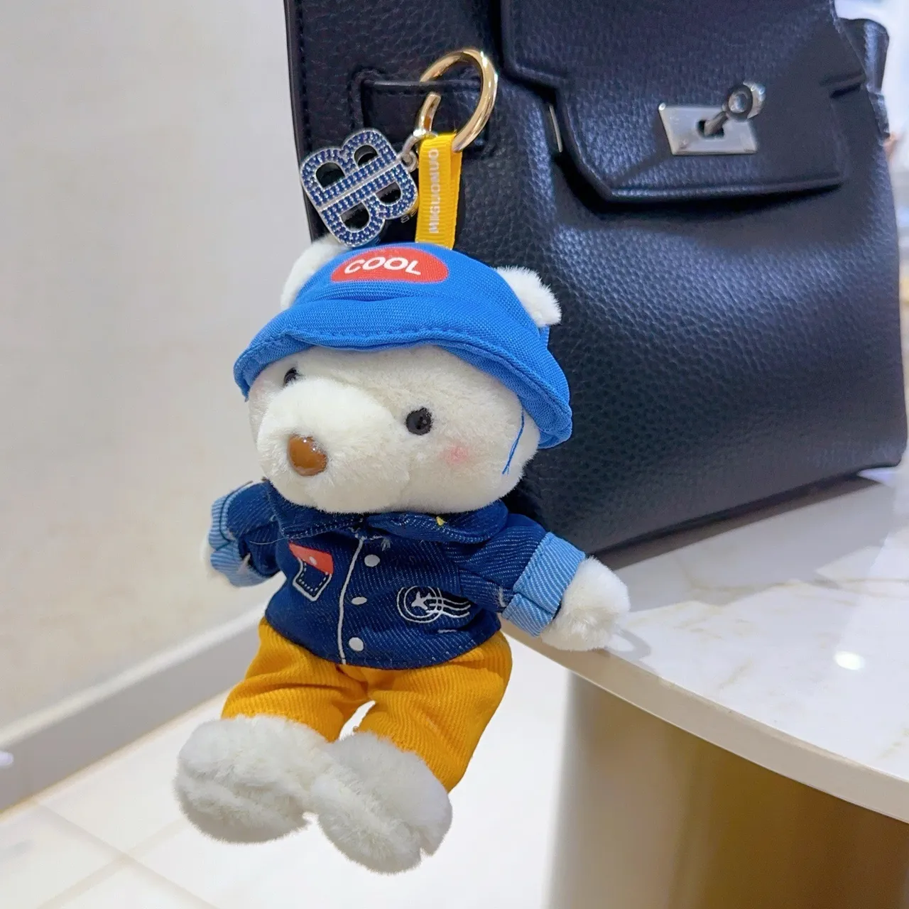 Balenciaga Ours en peluche Bleu Jaune Veste style denim plush Sac à main 2