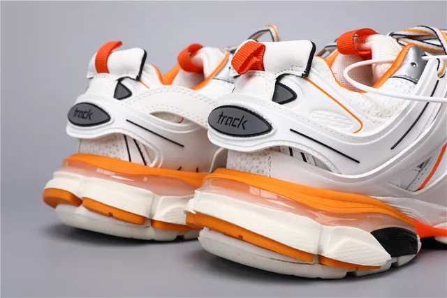 Balenciaga Track Tênis Brancos Laranja Vermelho Grossos 2